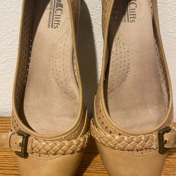 Cliffs by White Mountain Tan Slip on Flats - Picture 8 of 10